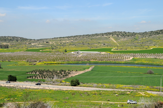 biblesites/emeqhaelah.jpg