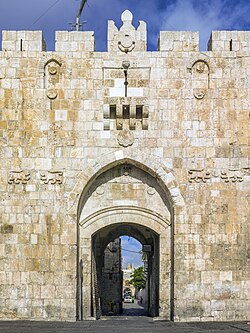 La puerta de los Leones