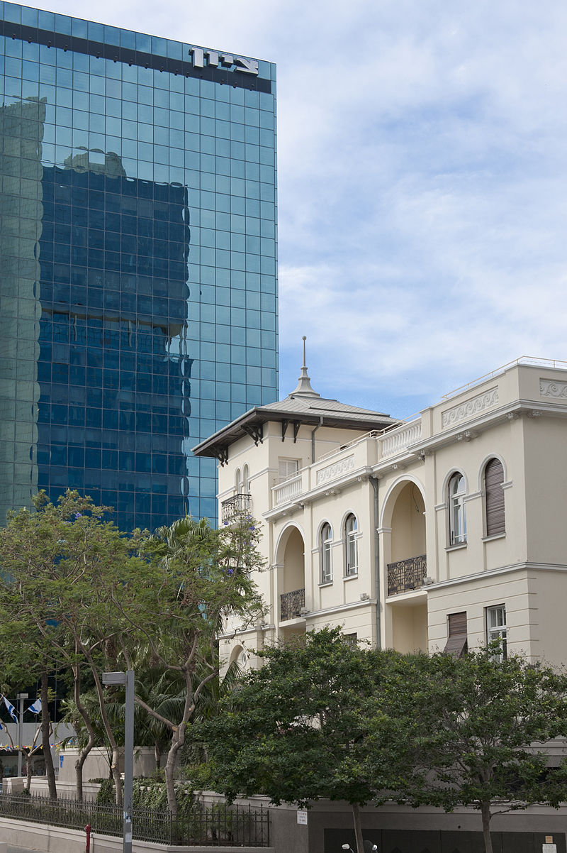 tel-aviv/Russian_Embessy_House,_Tel_Aviv.jpg
