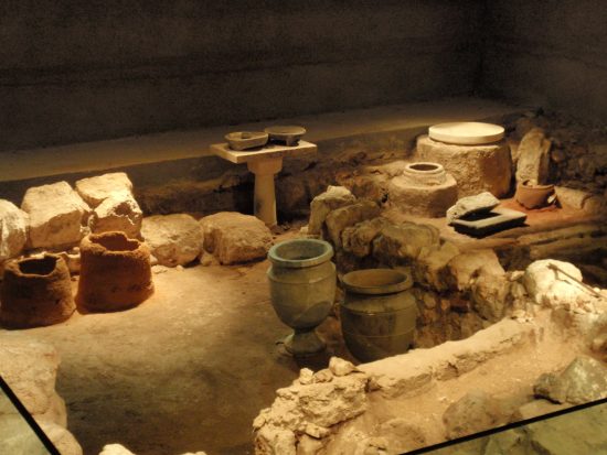 twotemples/burnt-house.jpg